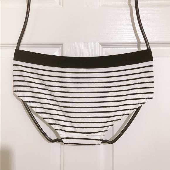 💖Victoria’s Secret SEXY Hiphugger Panty - Picture 2 of 2